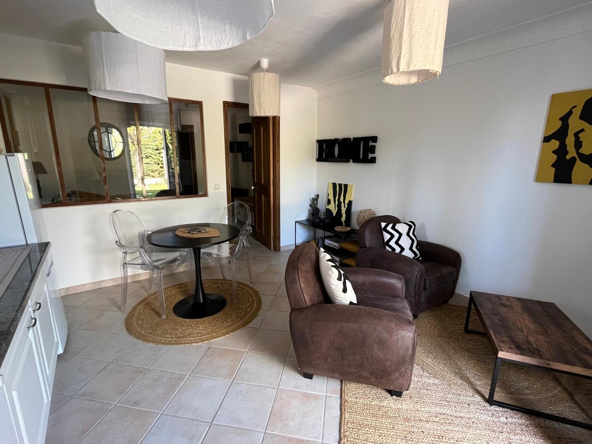 Robion en Luberon Hestia B&B 외부 사진