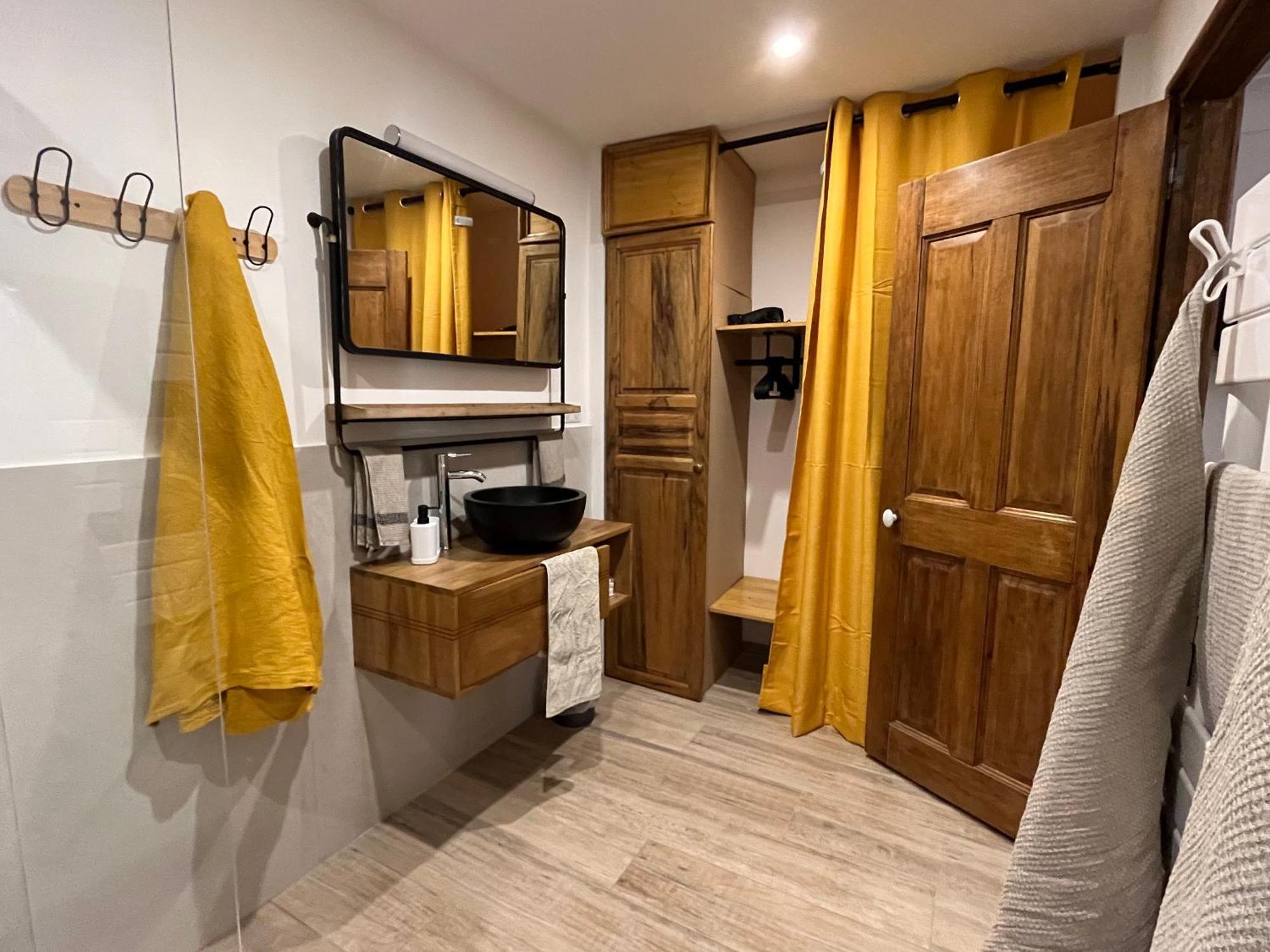 Robion en Luberon Hestia B&B 외부 사진
